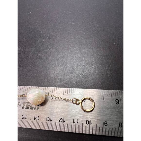 Baroque cultured pearl station toggle bracelet in gold over sterling silver - Picture 10 of 11